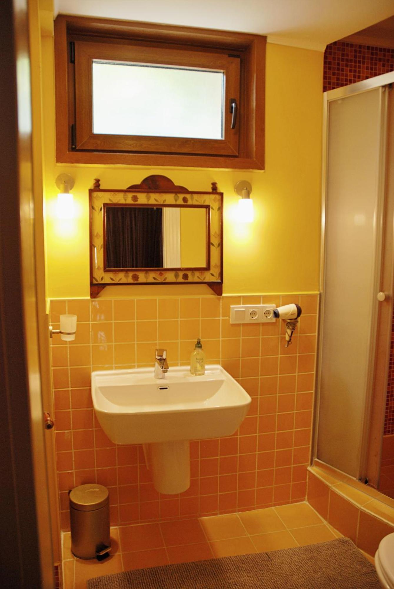 L'Isola Guesthouse (Adults Only) Heybeliada Buitenkant foto
