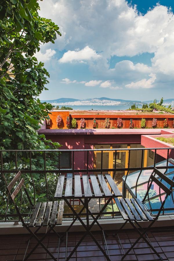 L'Isola Guesthouse (Adults Only) Heybeliada Buitenkant foto