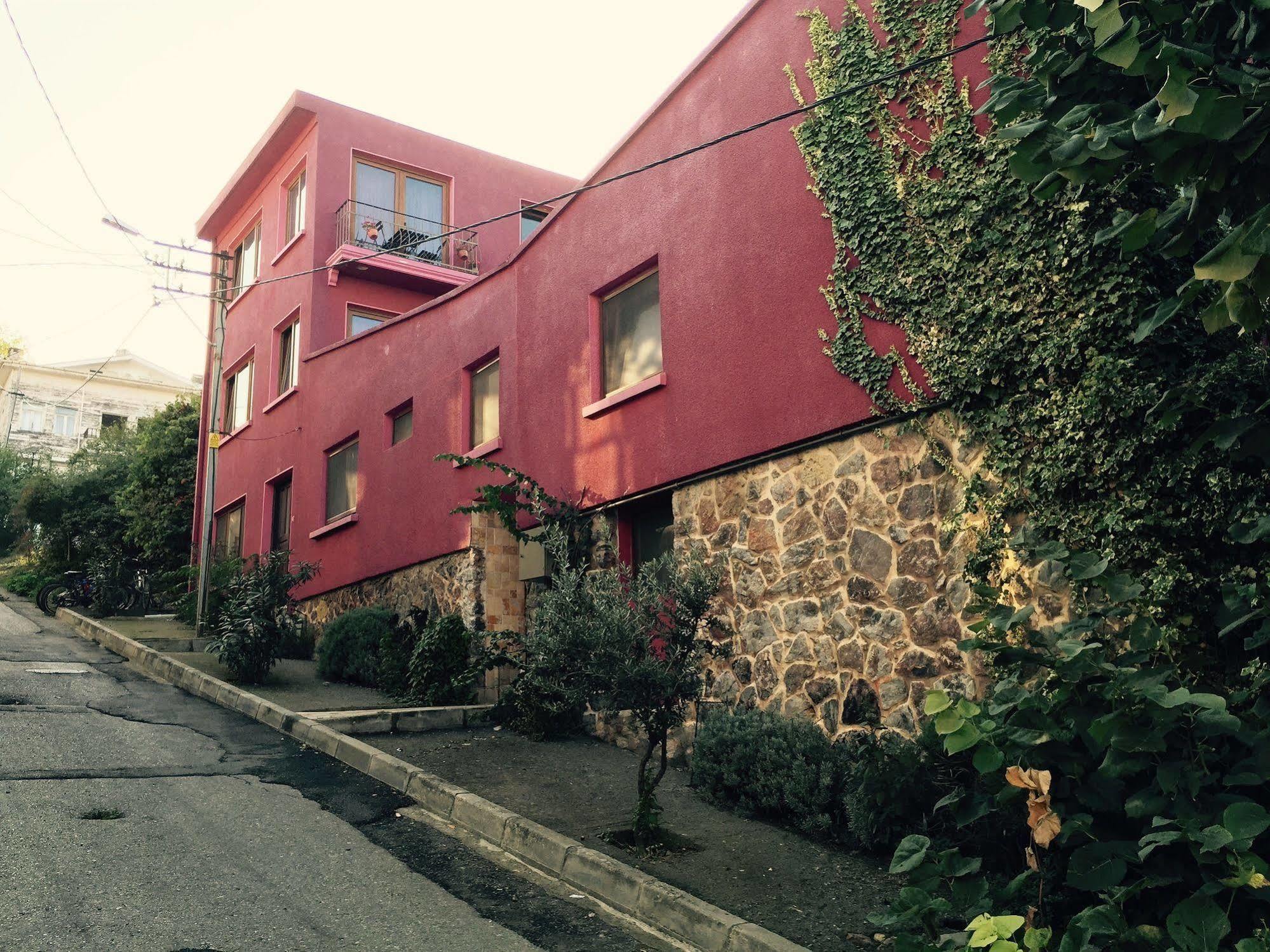L'Isola Guesthouse (Adults Only) Heybeliada Buitenkant foto