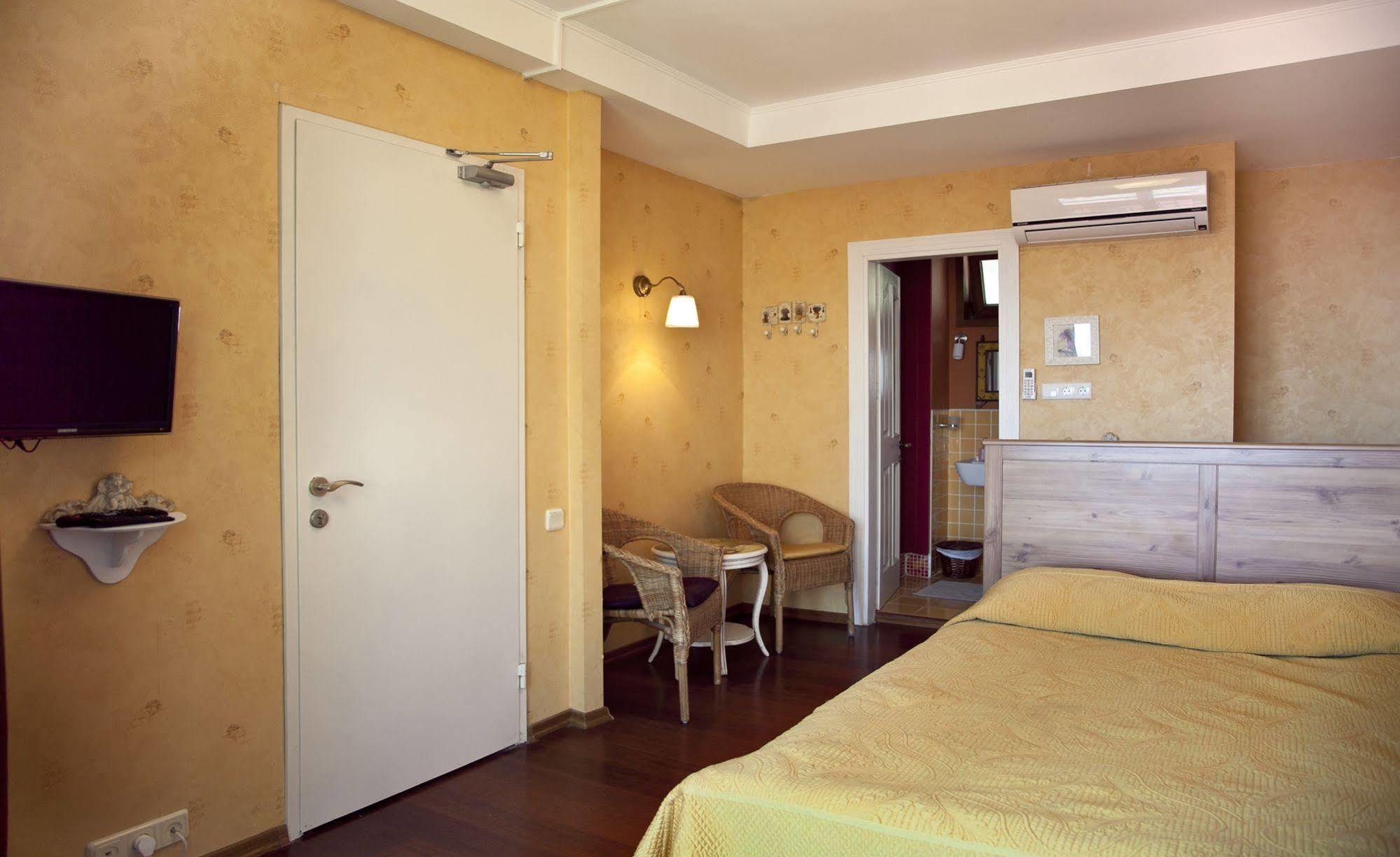 L'Isola Guesthouse (Adults Only) Heybeliada Buitenkant foto