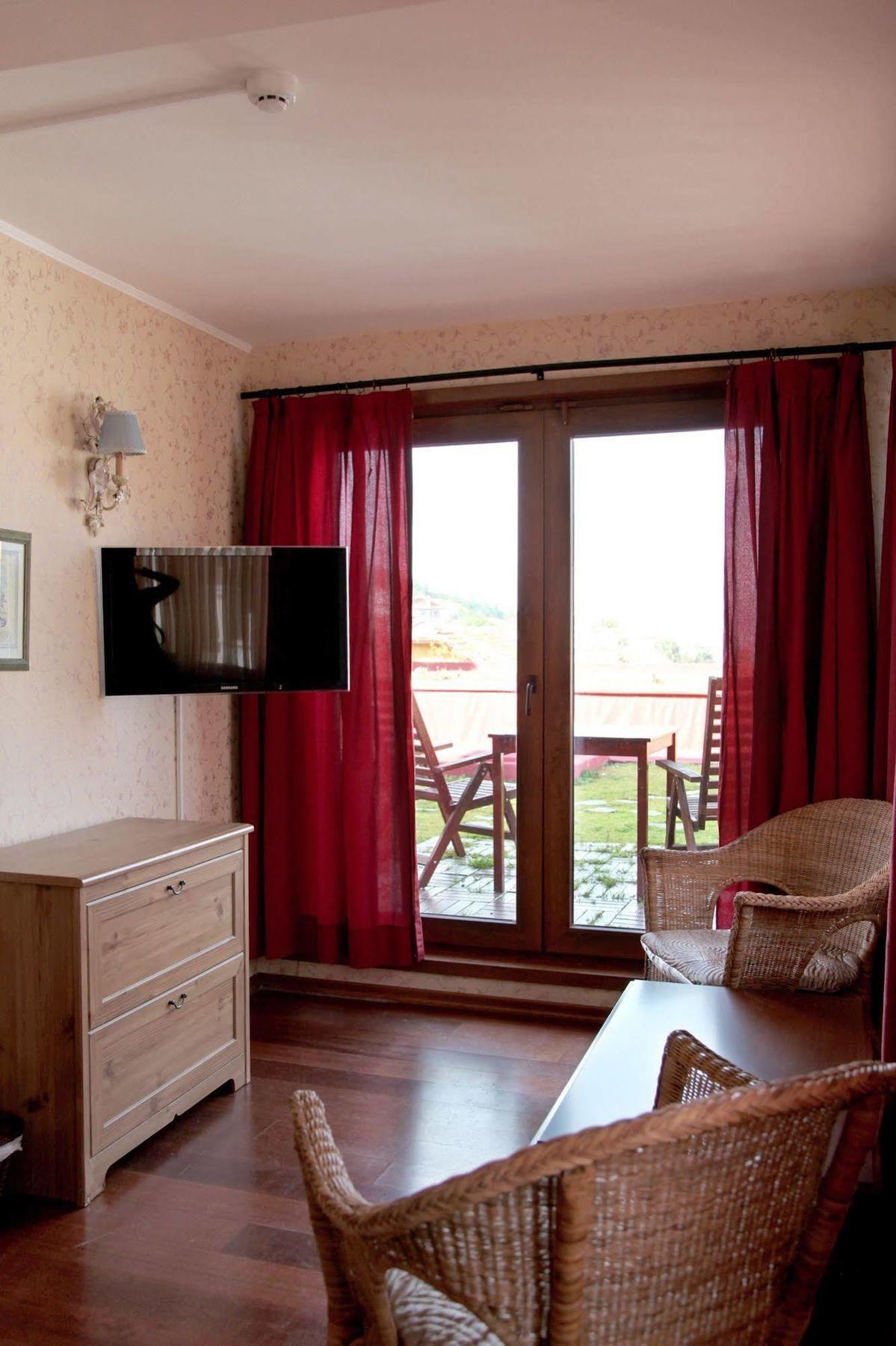 L'Isola Guesthouse (Adults Only) Heybeliada Buitenkant foto